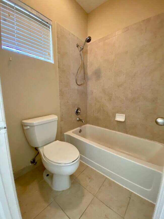 Foto del edificio - 3538 NW 29th Ct