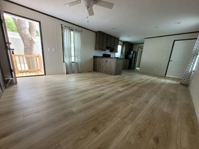 Foto del edificio - 141 Lynn Ln