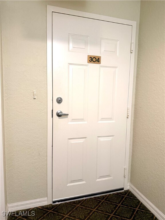 Foto del edificio - 8751 Estero Blvd