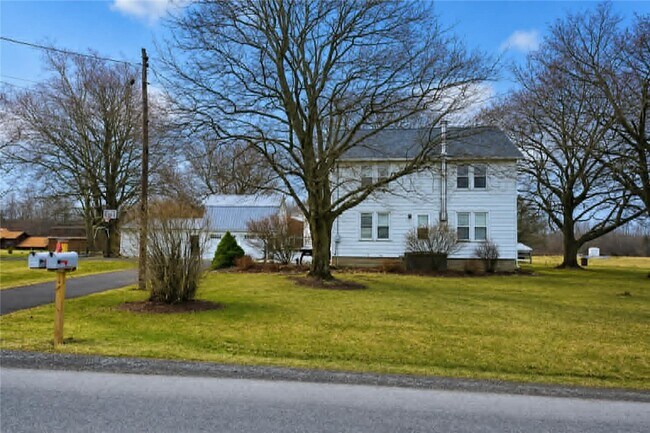 Foto del edificio - 1084 Yale Farm Rd