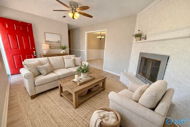 Foto del edificio - 14011 Mariellen Rd SW