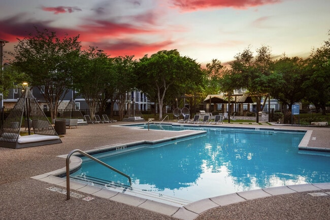 Resort-Style Swimming Pool - The Link