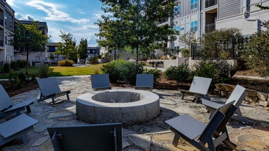 Building Photo - Cove at Covington