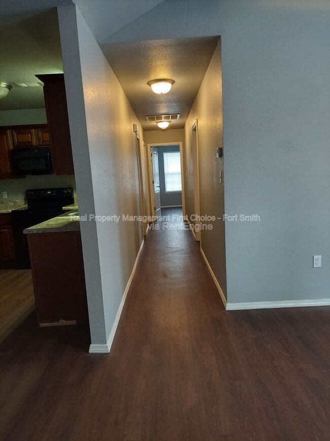 Building Photo - 2006 Ingalls Ln