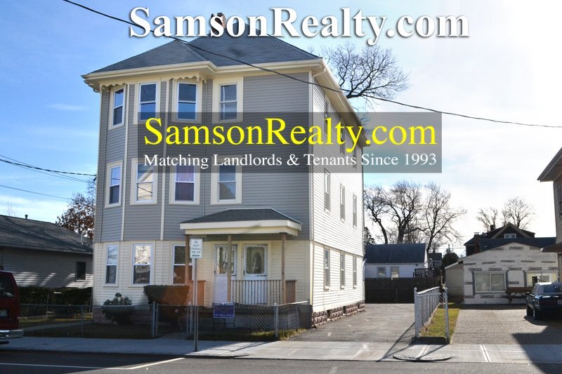 Photo - 792 Mineral Spring Ave (Pawtucket, RI)