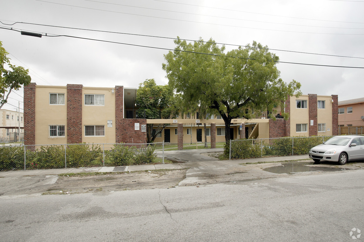 Primary Photo - Renaissance Homes Apartments