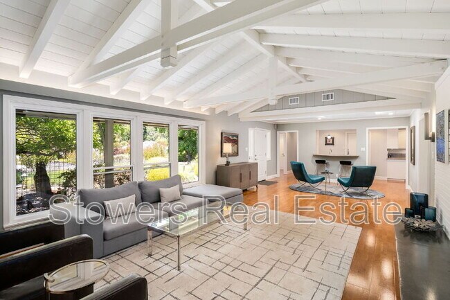 Foto del edificio - 714 Glenside Cir