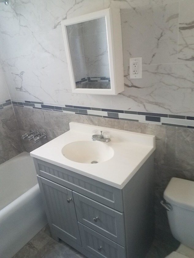 69 Blue Hills Ave, Hartford, CT 06112 Apartments in Hartford, CT