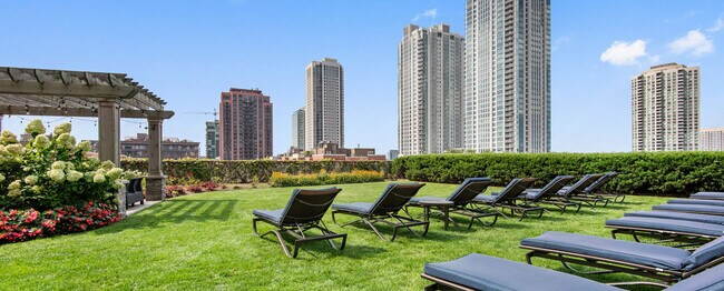 Terrace - 218 N Canal St