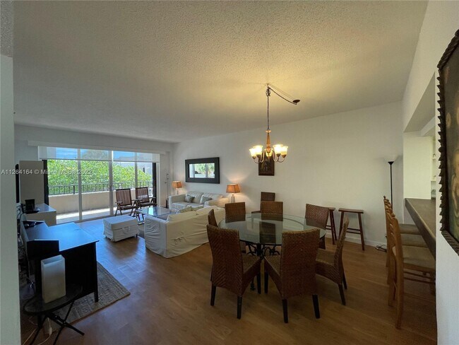 Building Photo - 201 Crandon Blvd