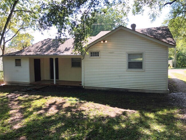 Foto del edificio - 2412 Huntsville St NW