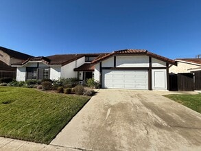 Building Photo - 533 Strauss Dr