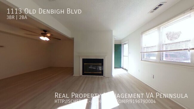Foto del edificio - 3 Bedroom Town Home Near Mary Immaculate F...