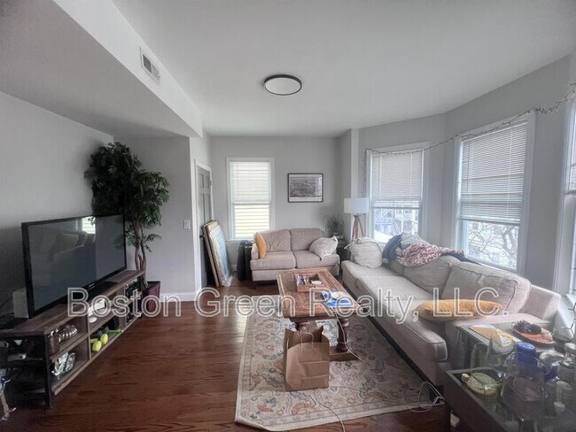 Foto del edificio - 726 E 2nd St