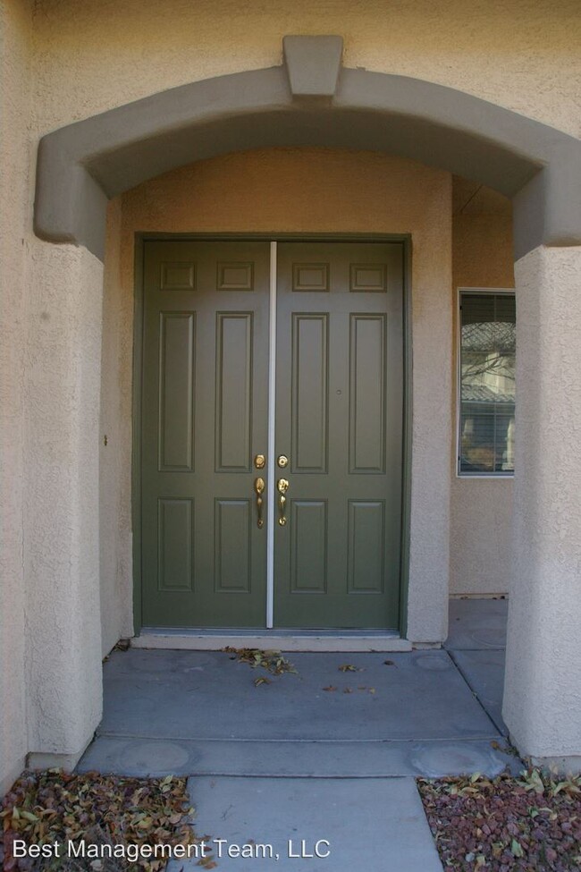Building Photo - 6 br, 4 bath House - 4121 Perfect Lure St