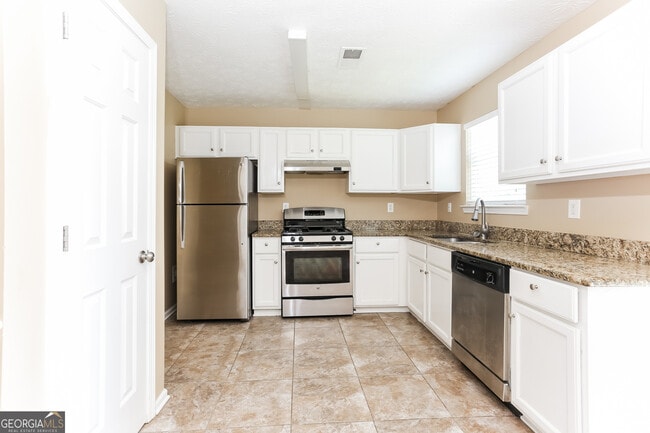 Foto del edificio - 5742 Wellborn Creek Dr