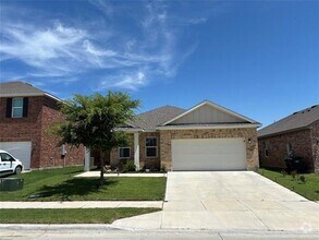 Building Photo - 1624 Shadow Hawk Dr