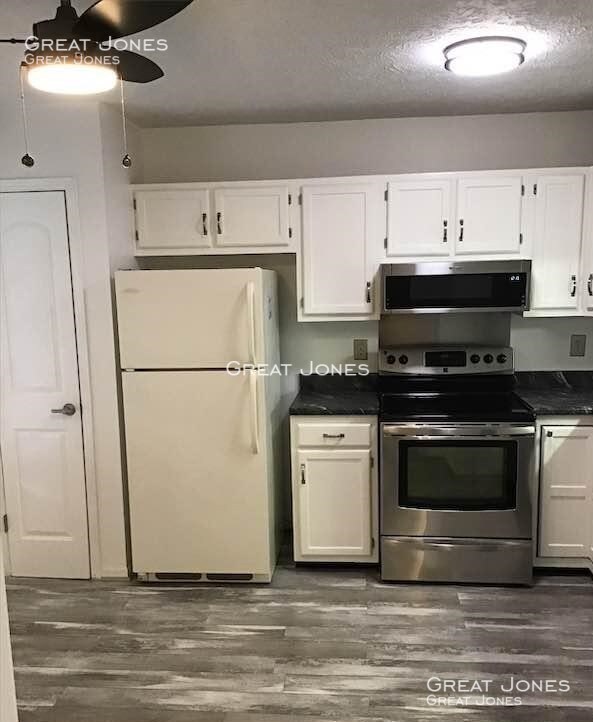 Foto del edificio - 7423 Pebblebrook Ct