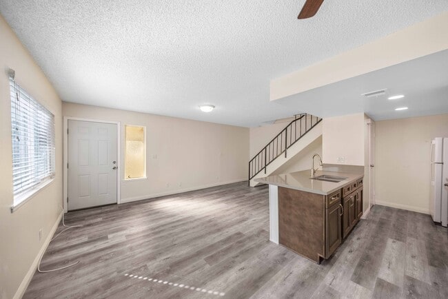 Photo - 18221 Camino Bello Apartment