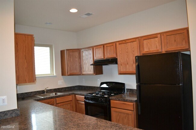 Building Photo - 22778 Sagamore Sq