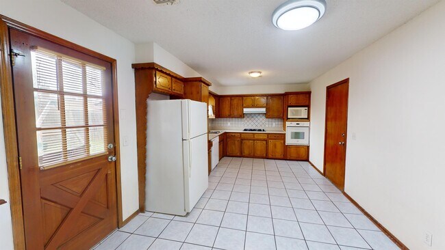 Foto del edificio - 680 E 133rd Pl