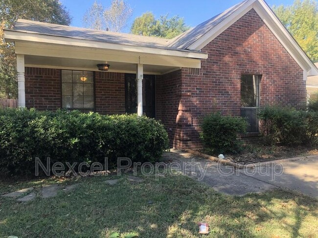 Photo - 6813 Maury Dr House