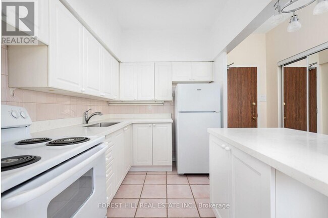 Building Photo - 34 Walmer Rd