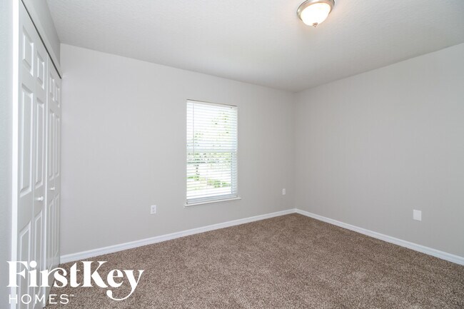 Foto del edificio - 3315 97th Ln E