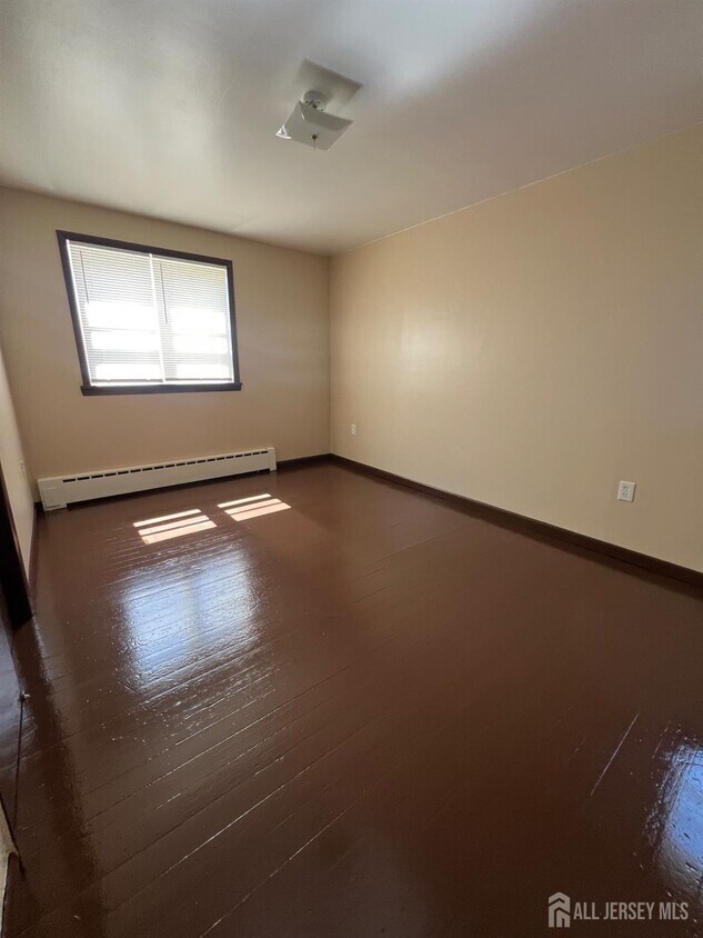 Foto principal - 46 Delafield St