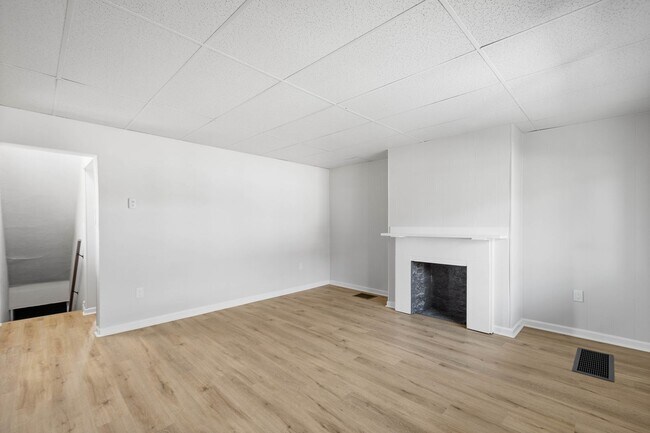 Foto del edificio - Stunning 4 bedroom in Carrick available now!