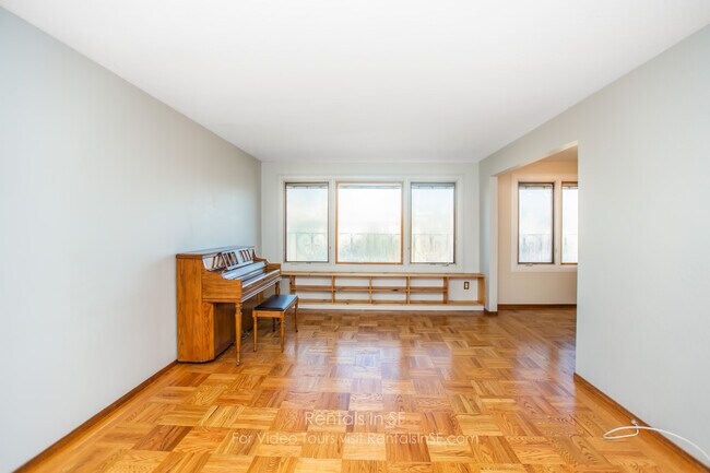 Foto del edificio - 176 Trumbull St