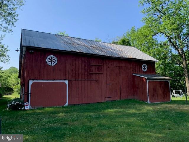 Primary Photo - 6 Covered Bridge Rd