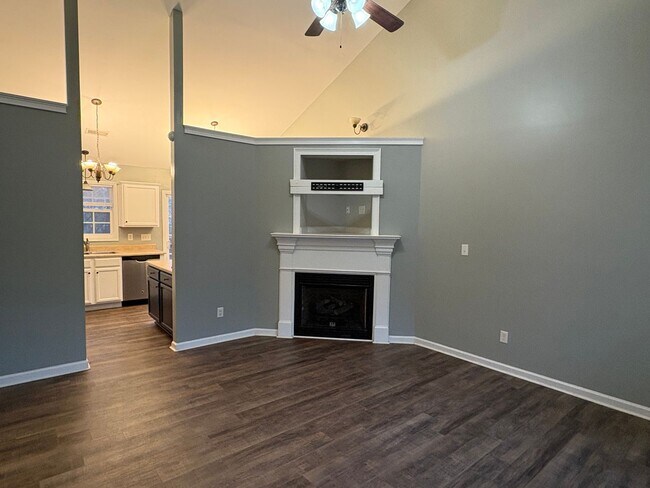 Foto del edificio - Lovely 3 Bed 2 Bath Raeford Home