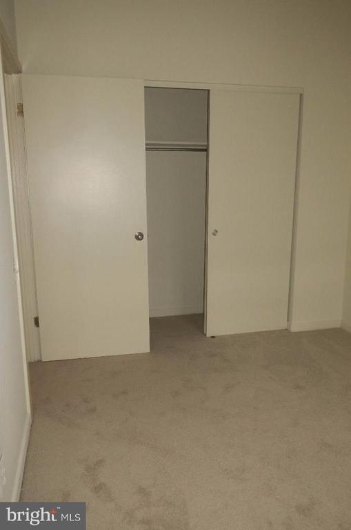 Foto del edificio - 3 N Christopher Columbus Blvd