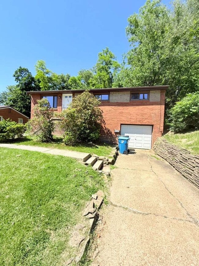 Building Photo - 224 Jacob Dr