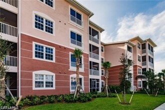 Building Photo - 15901 Pointe Cir
