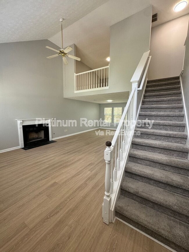 Building Photo - 1451 Glynview Cir