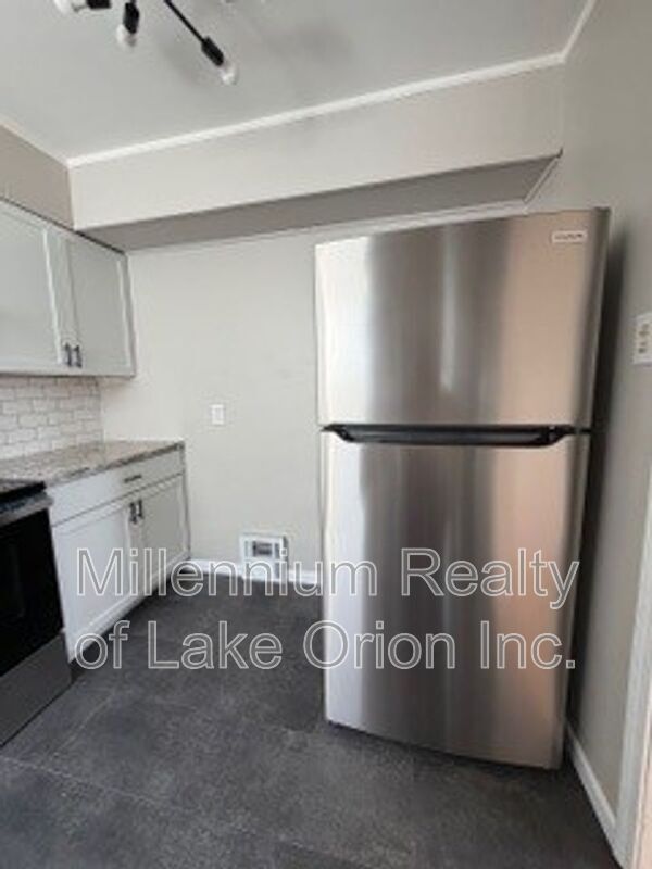 Foto del edificio - 611 E Madison Ave