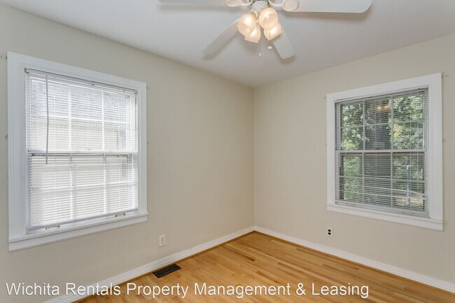 Foto del edificio - 2 br, 2 bath House - 651 S. Rutan - 651 S....