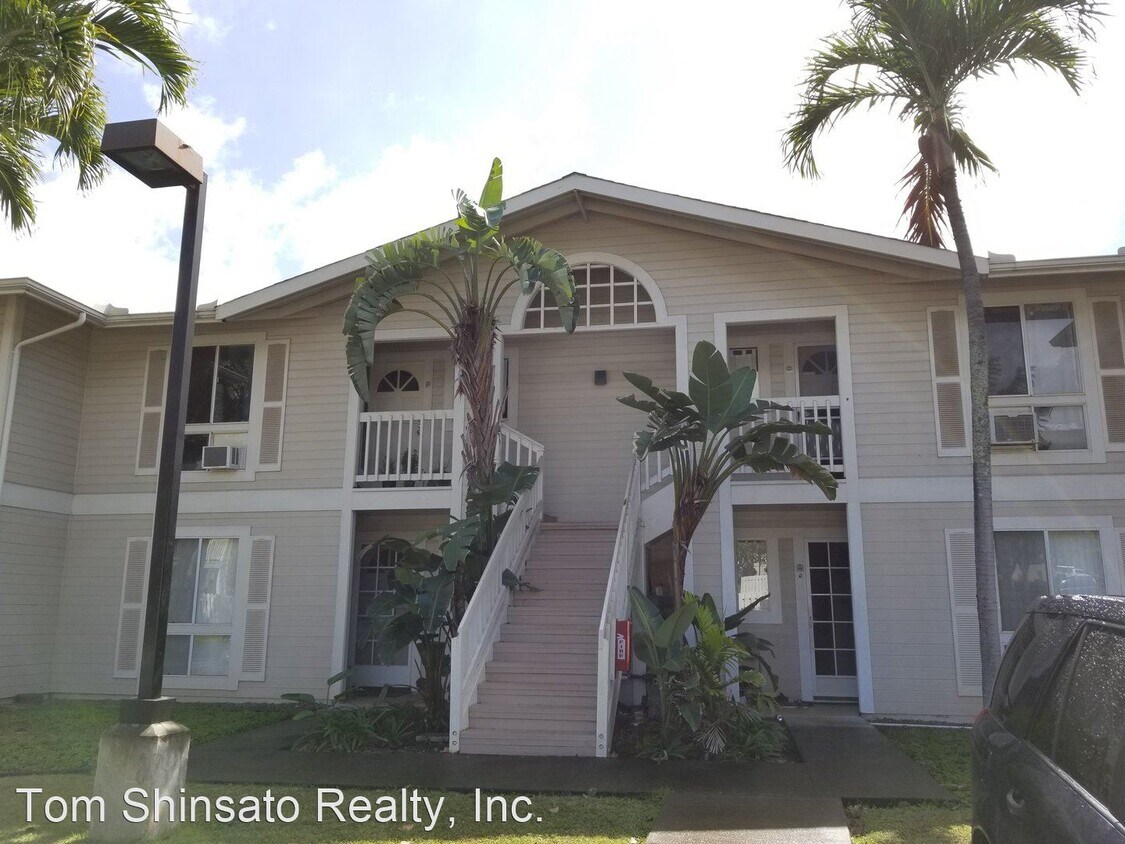 Primary Photo - 94-790-644 Lumiaina St