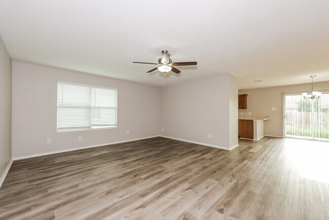 Foto del edificio - 413 Dakota Ridge Dr