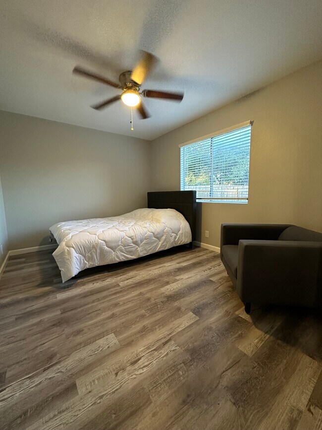 Foto del edificio - 11526 Rustic Rock Dr