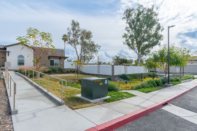 Foto del edificio - 13171 Edgemont St