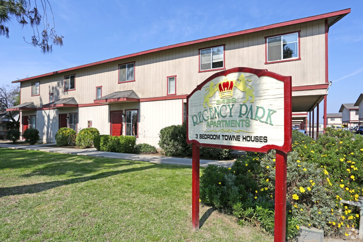Foto principal - Regency Park Apartments