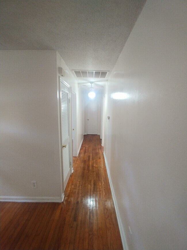 7674 Kings Grant Ln, North Charleston, SC 29420 House Rental in North