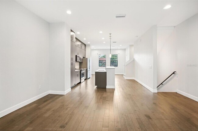 Foto del edificio - 1330 W Gray St