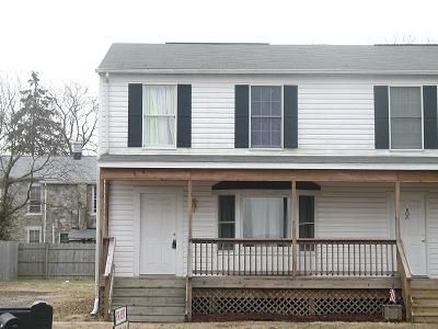 Primary Photo - 102 E Bowen St