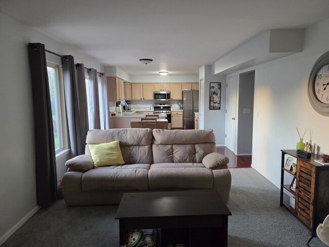 Building Photo - 2786 Yosemite Dr