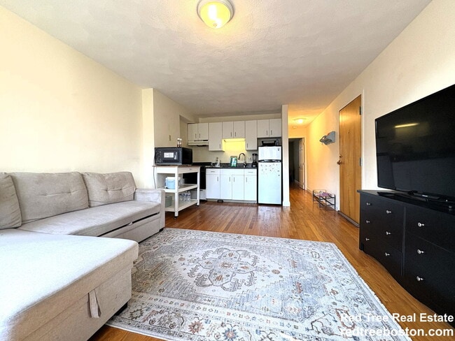 Photo - 73 River St Apartment