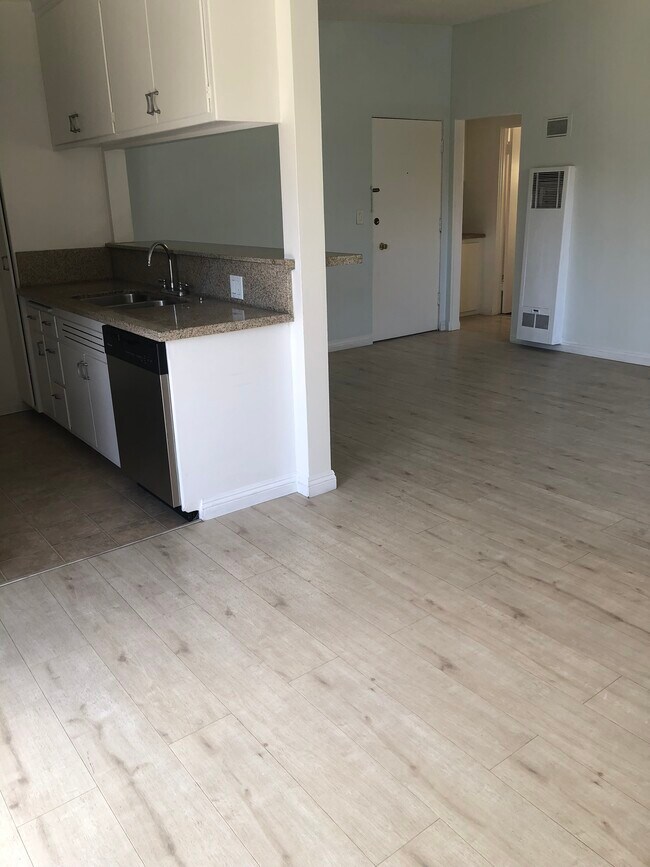Foto del edificio - 11815 Goshen Ave